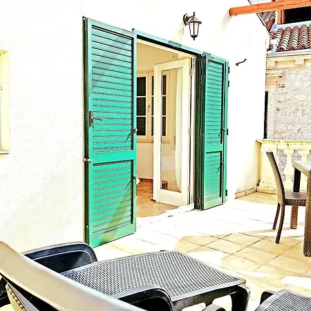 Medulic Palace Rooms & Apartments Sibenik Exterior photo